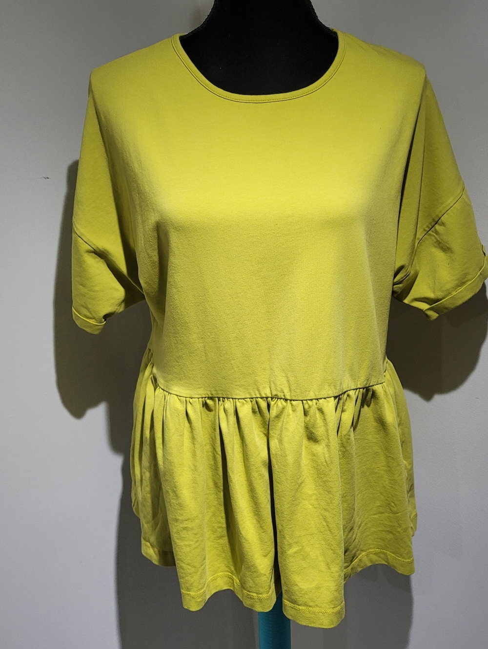 Troll Women’s Lime Green Peplum Short Sleeve T-Shirt Medium Casual Summer Comfy